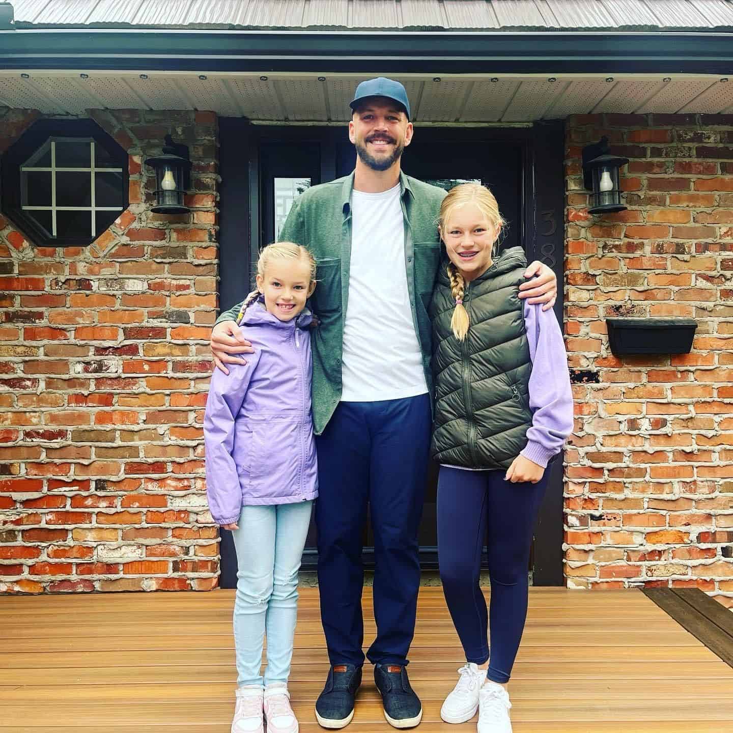 mark-korthuis-daughters